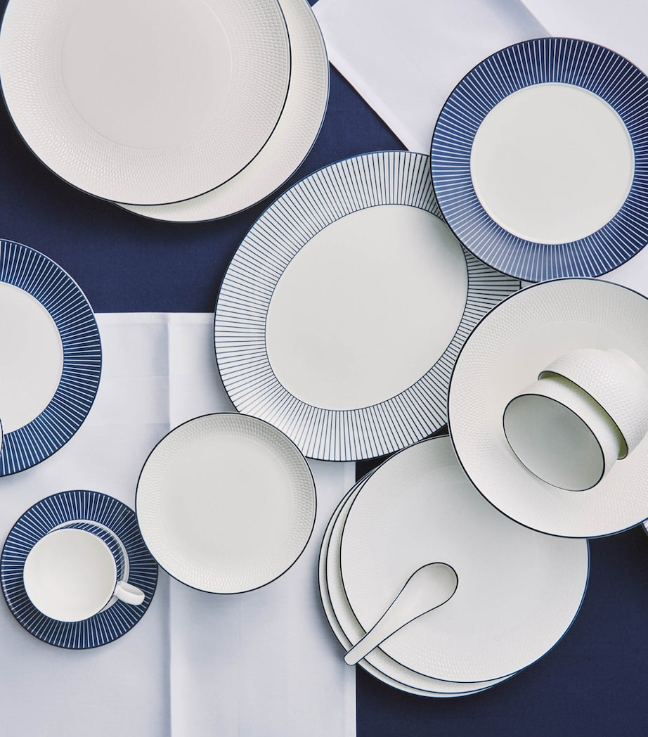 Bone China Gio Blue Plate (23cm)