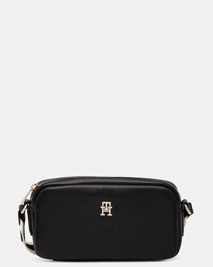 Tommy Hilfiger kadın crossbody çanta
