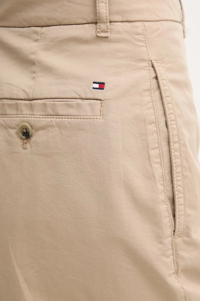 Tommy Hilfiger Kadın pamuklu chino şort