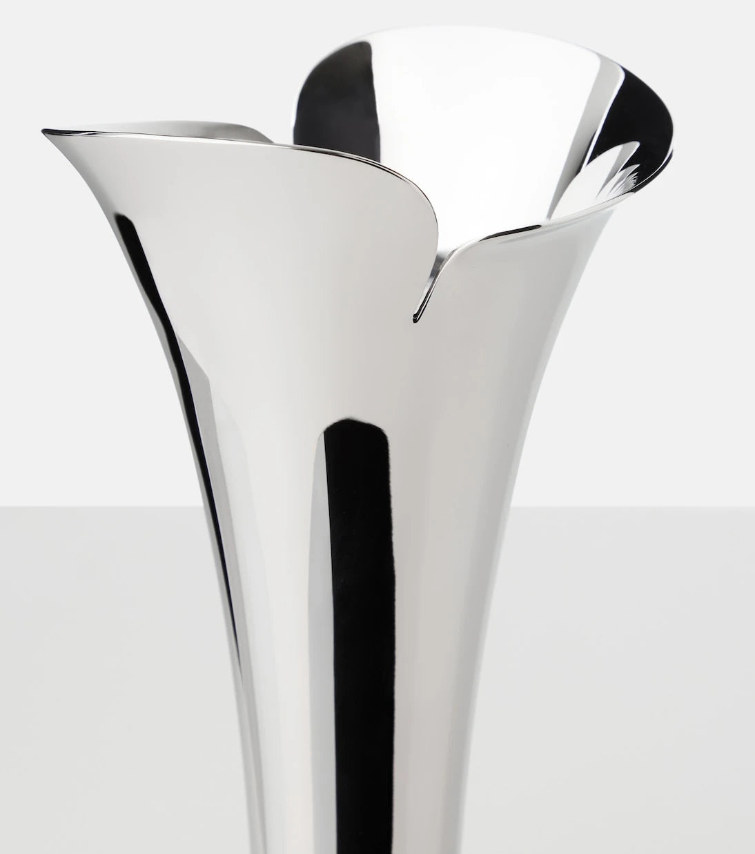 Georg Jensen - Bloom Medium candle holder by Helle Damkjær
