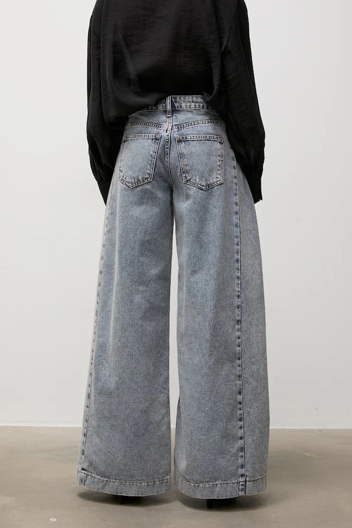 Answear.LAB wide leg kadın jean