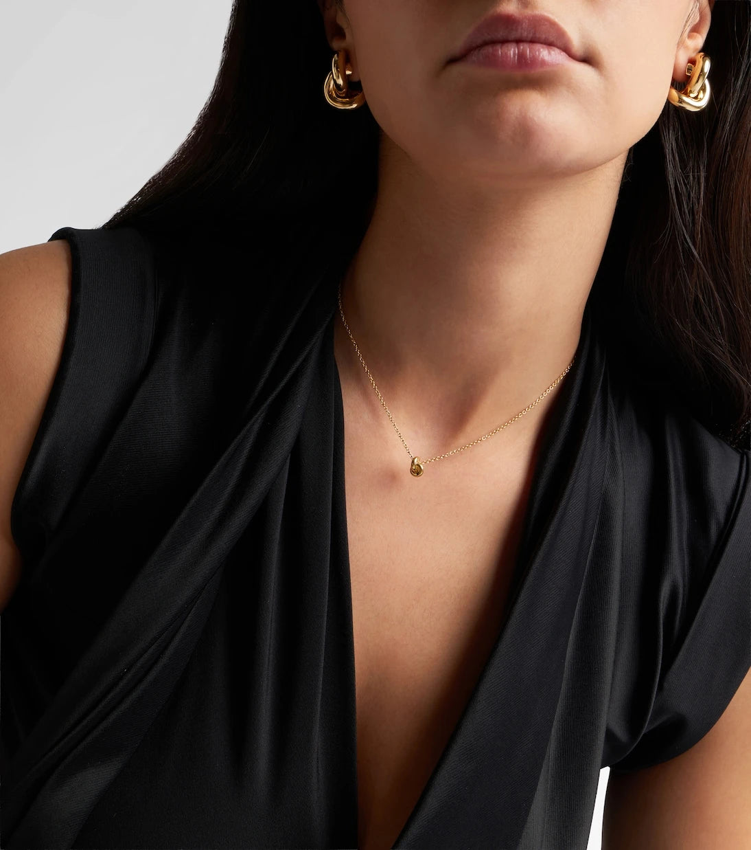 Engelbert - Legacy Knot Mini 18kt gold necklace