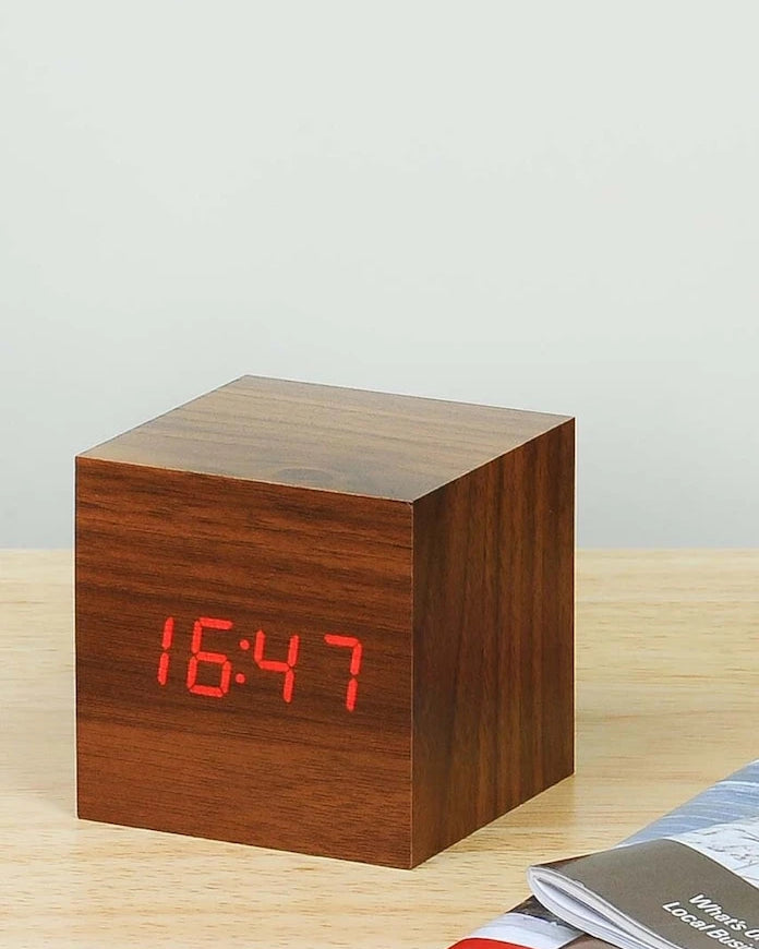 Gingko Design Cube Click Clock Masa Saati