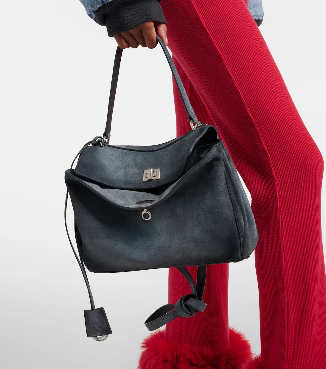 Balenciaga - حقيبة كتف Rodeo الصغيرة من الجلد السويدي