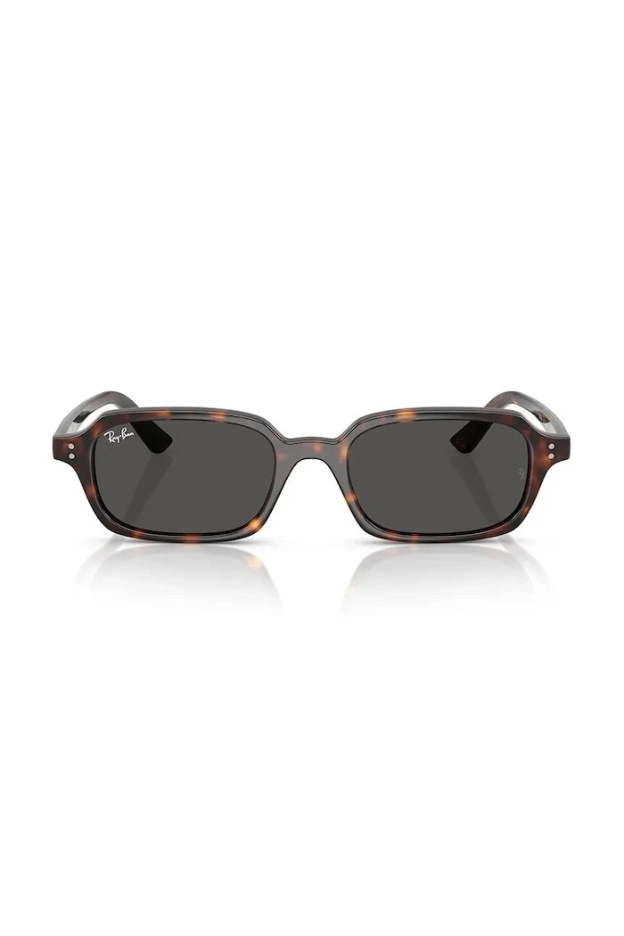 Ray-Ban güneş gözlüğü