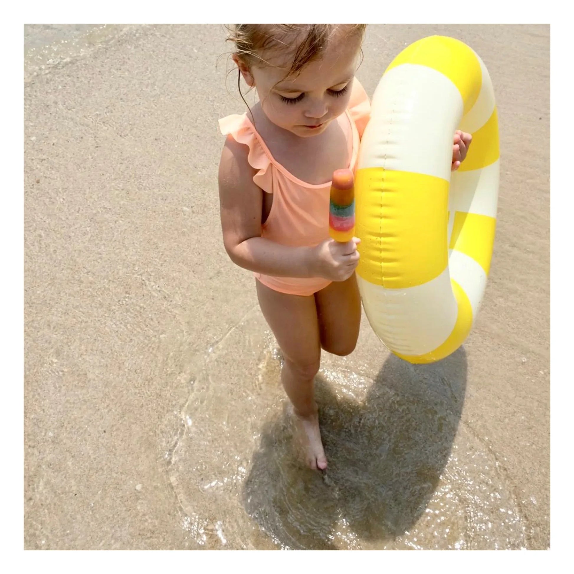Petites Pommes - Anna Inflatable Ring | Lemon yellow