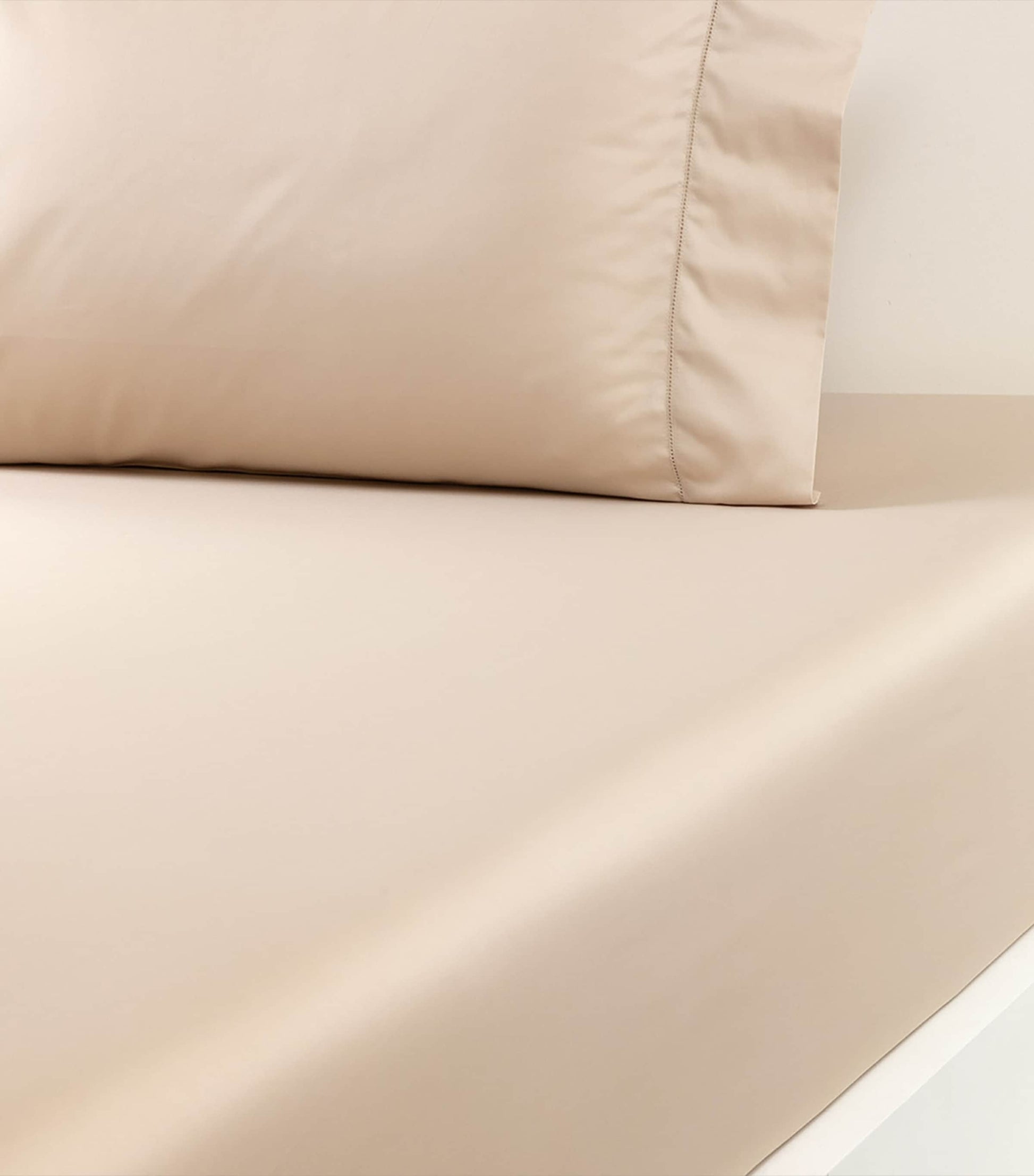 Supima Cotton Sateen Langdon Double Fitted Sheet (140cm x 200cm)