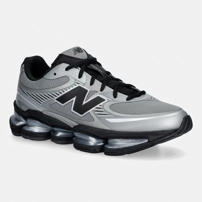 New Balance 2000 Sneakers