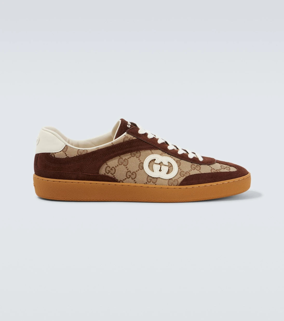 Gucci - حذاء سنيكرز إنترلوكينغ G بتفاصيل من الشامواه
