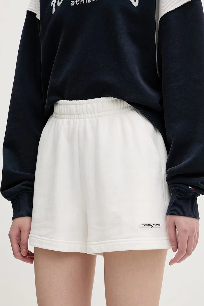 Tommy Jeans kadın pamuklu spor kısa şort