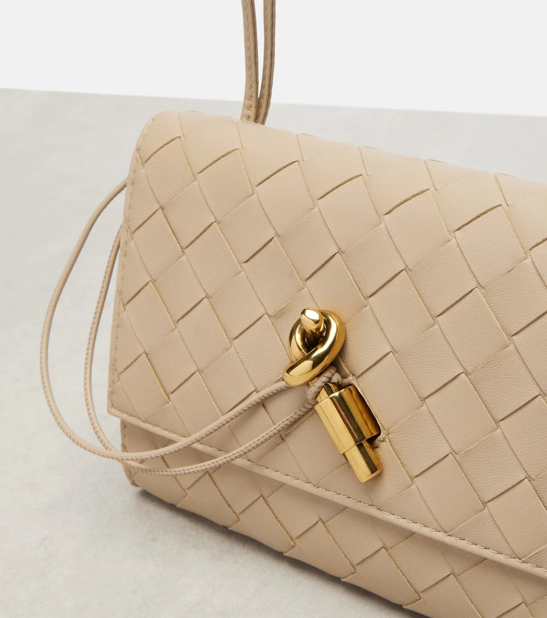 Bottega Veneta - Andiamo leather pouch with strap