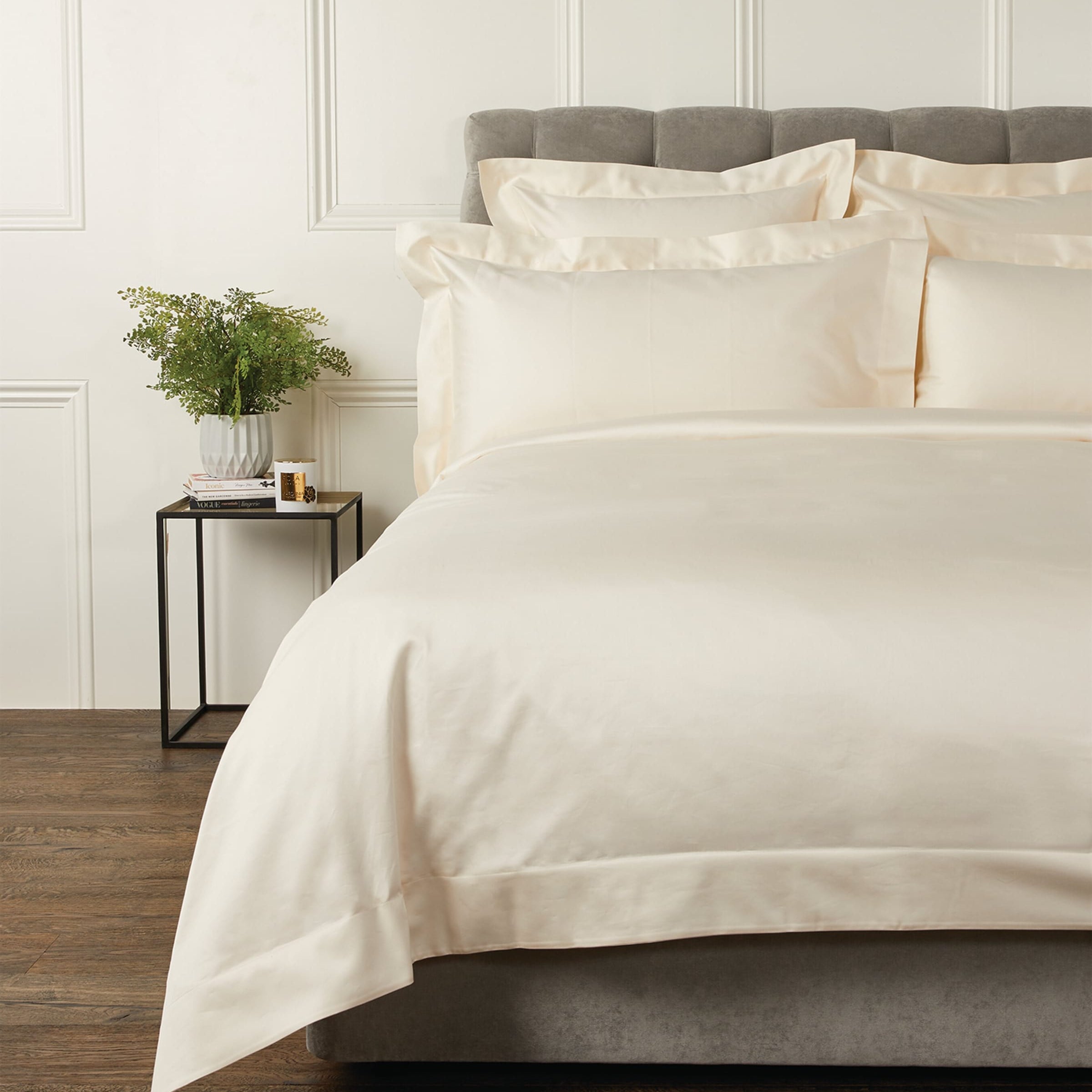 Capela King Duvet Cover (230cm x 220cm)