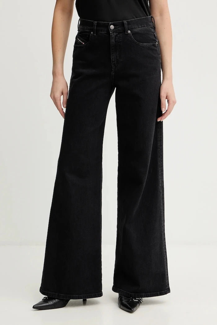 Diesel 1979 D-AKEMI L.32 Jeans