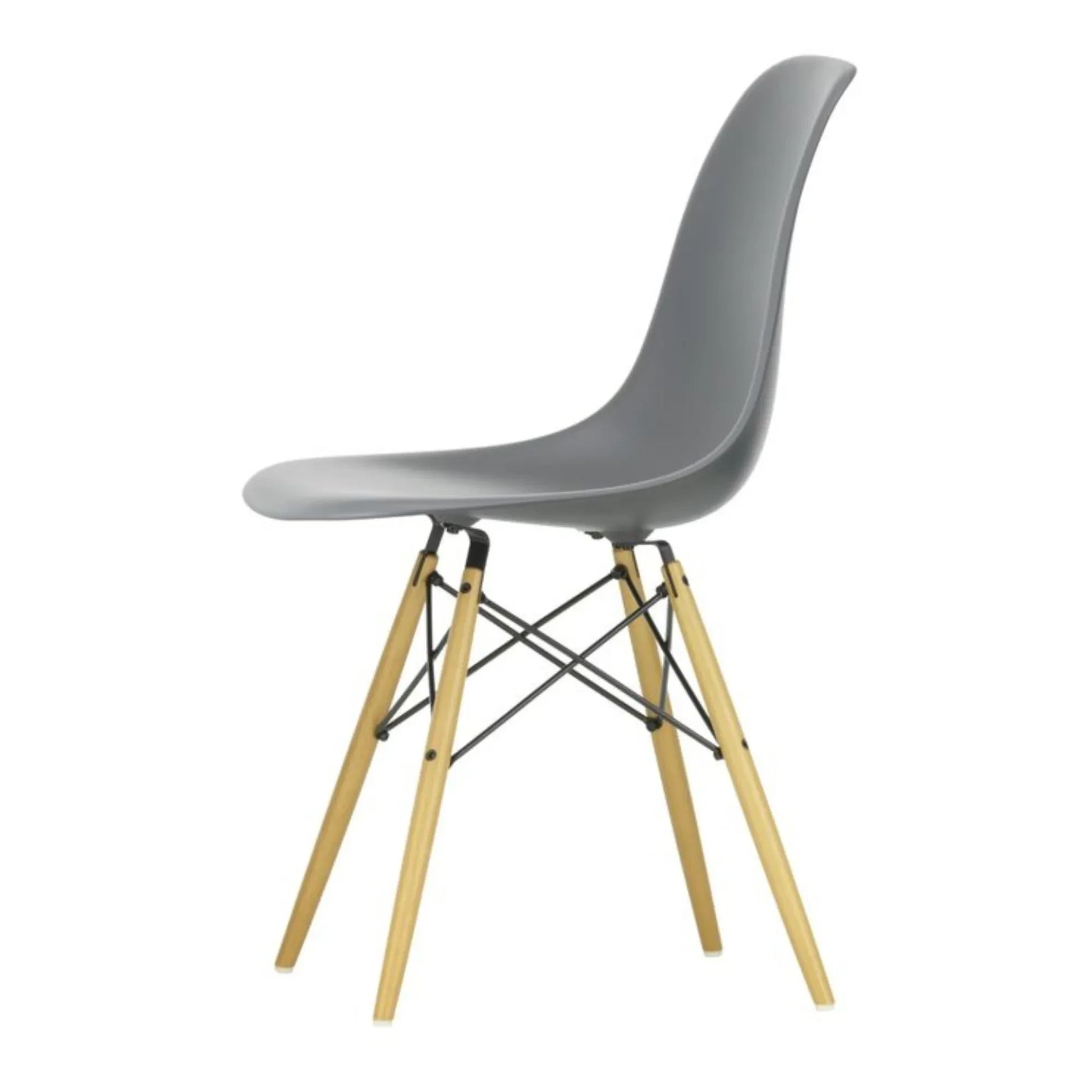 Vitra - DSW plastic chair - maple base - Charles &amp; Ray Eames | Granit