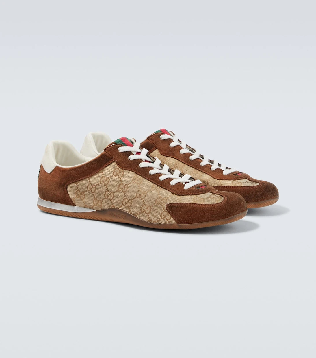 Gucci - حذاء سنيكرز غوتشي شيفت GG قنباش وجلد سويدي