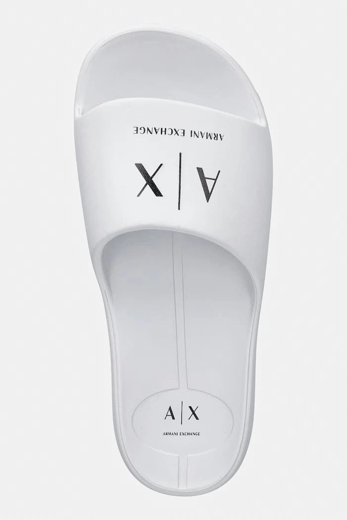 Armani Exchange kadın havuz terlikleri
