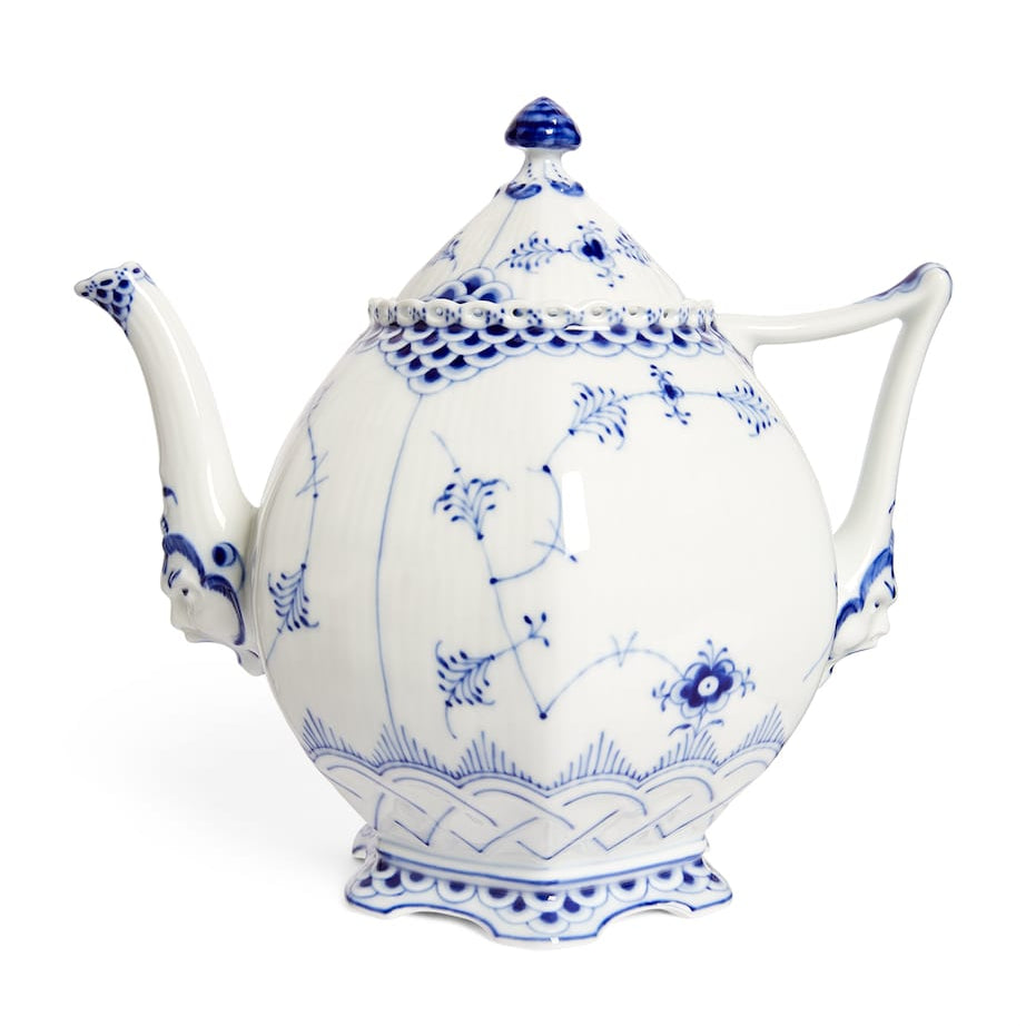 Blue Fluted Full Lace Teapot (1L)