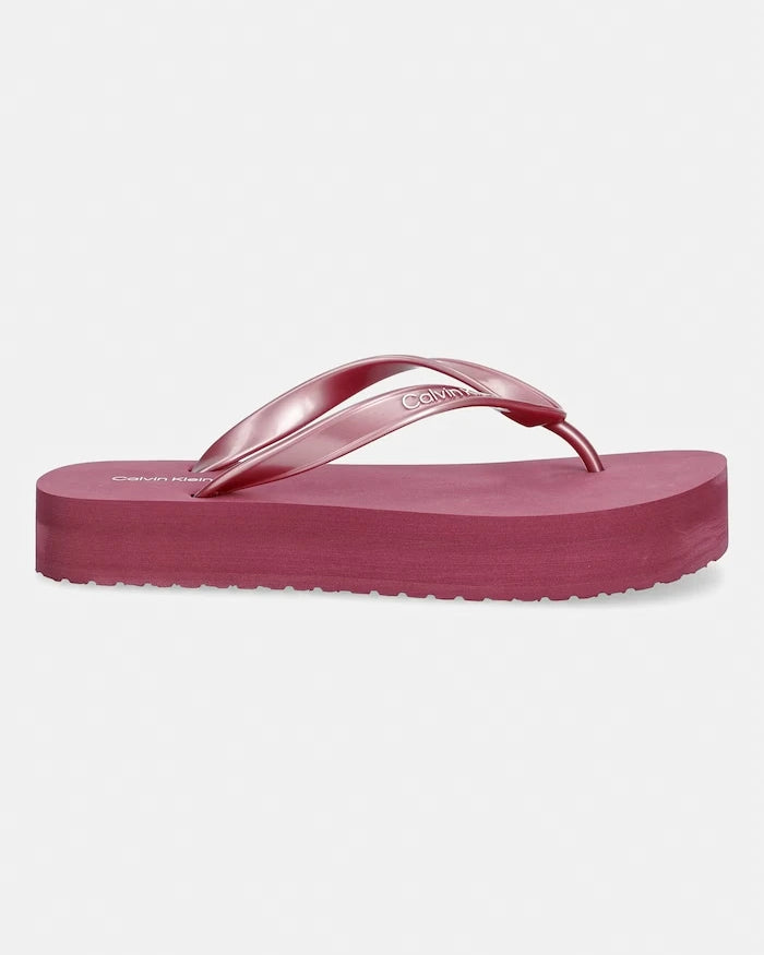 Calvin Klein kadın platform flip flop MET TPU