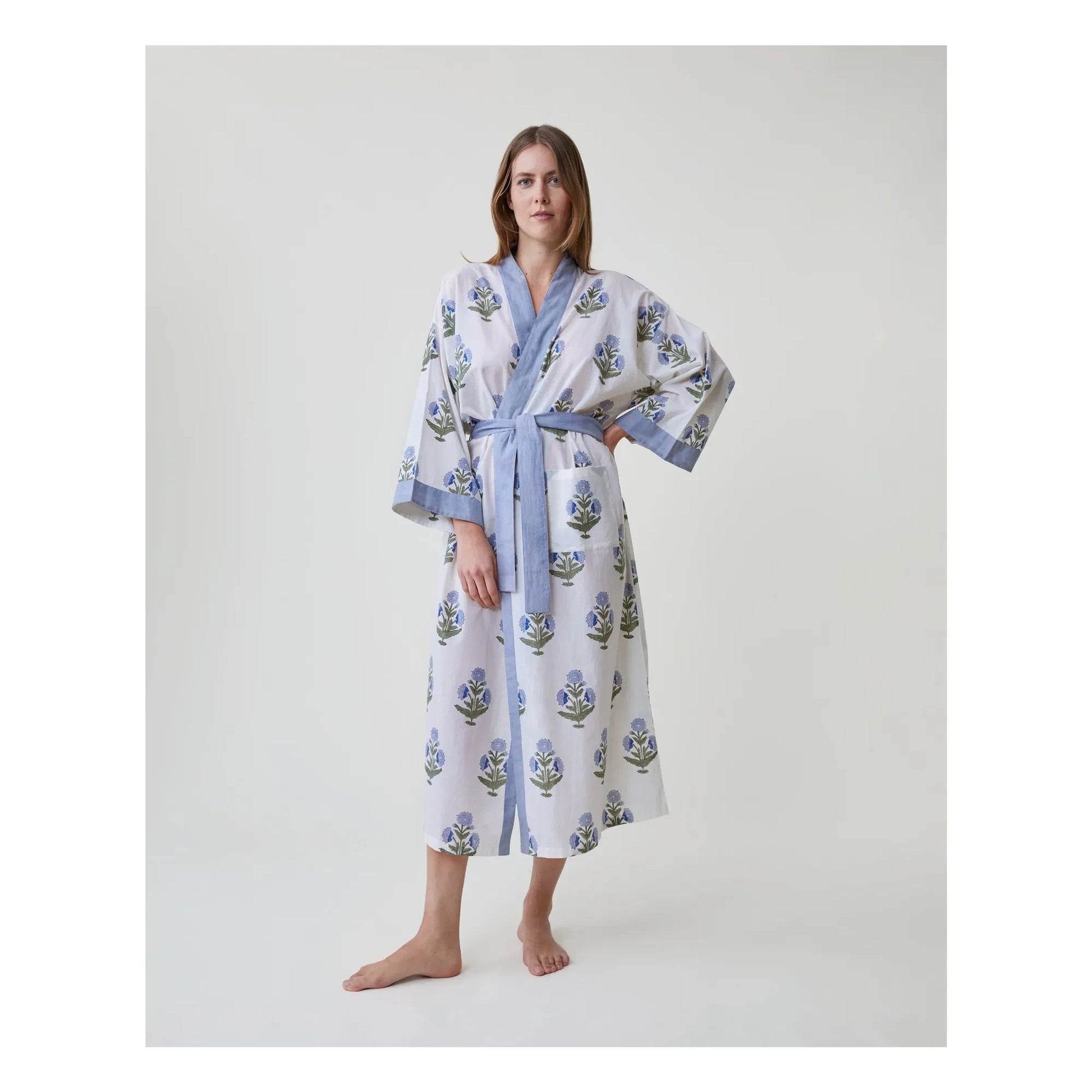 Scarlette Ateliers - Clark Poppy Print Kimono | White