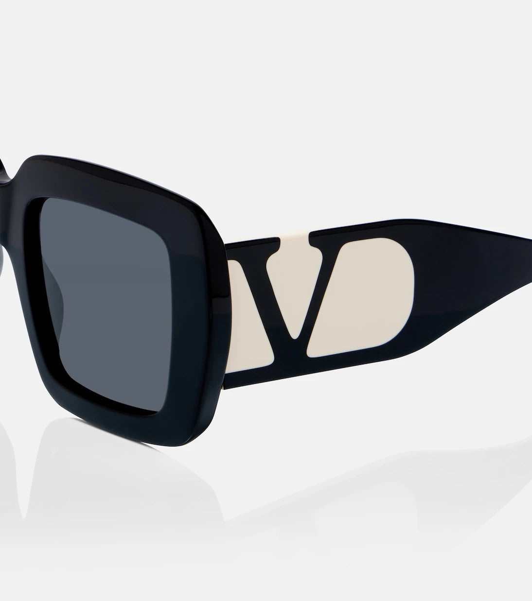 Valentino - Viva Superstar square sunglasses