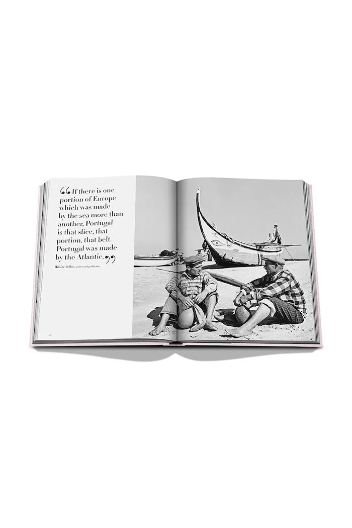 Assouline Lisboa Luz by Carlos Souza and Charlene Shorto, İngilizce