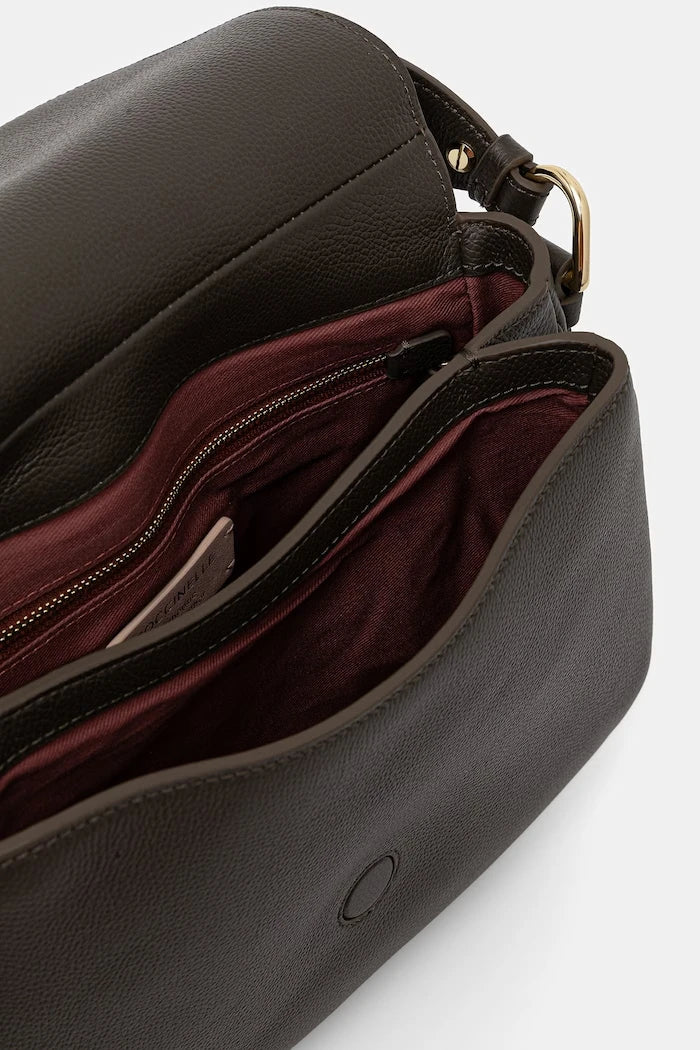 Coccinelle kadın deri crossbody çanta MAVERY