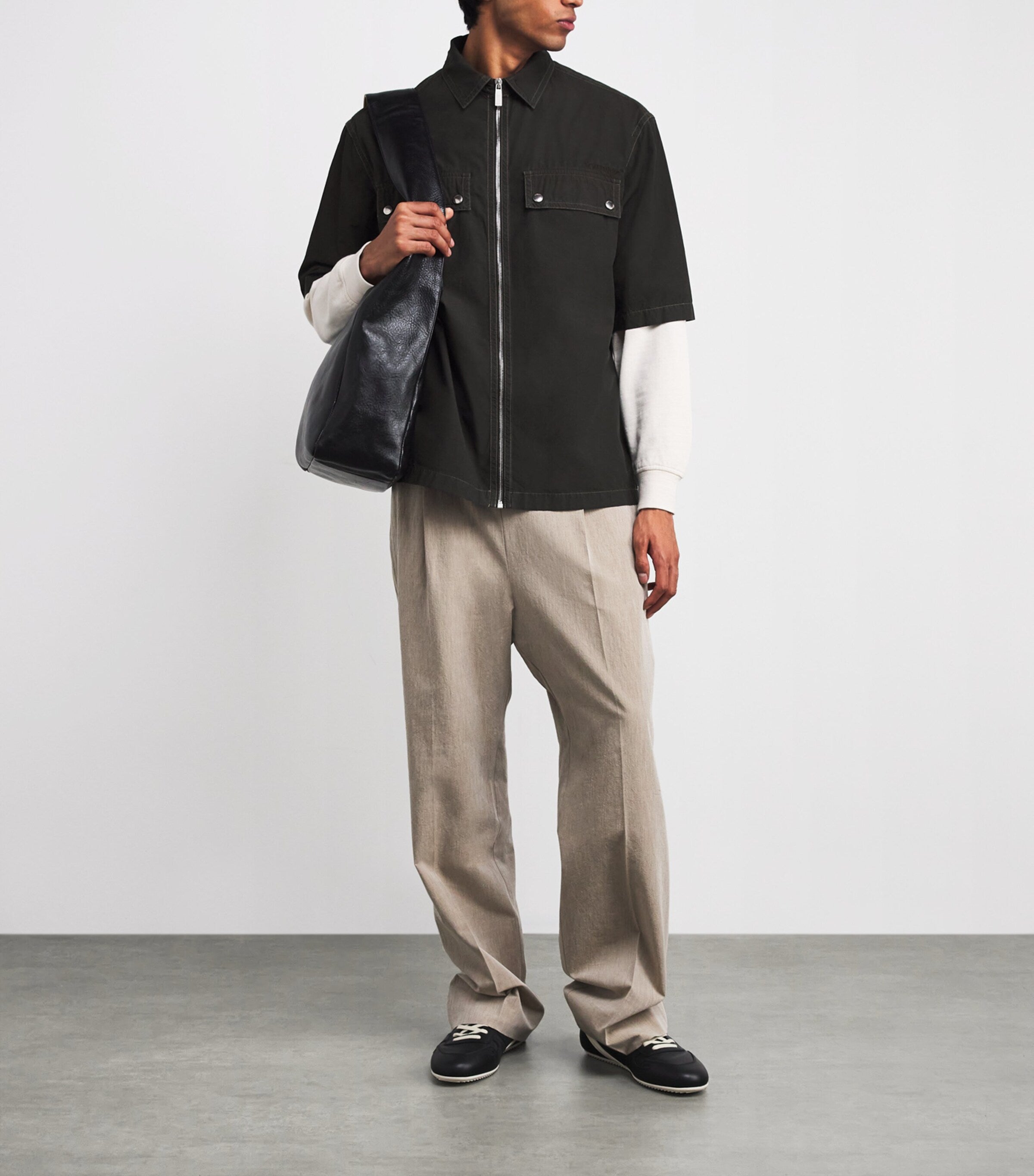 Off-White Cotton Arrow Print Zip-Up Short-Sleeve Shirt