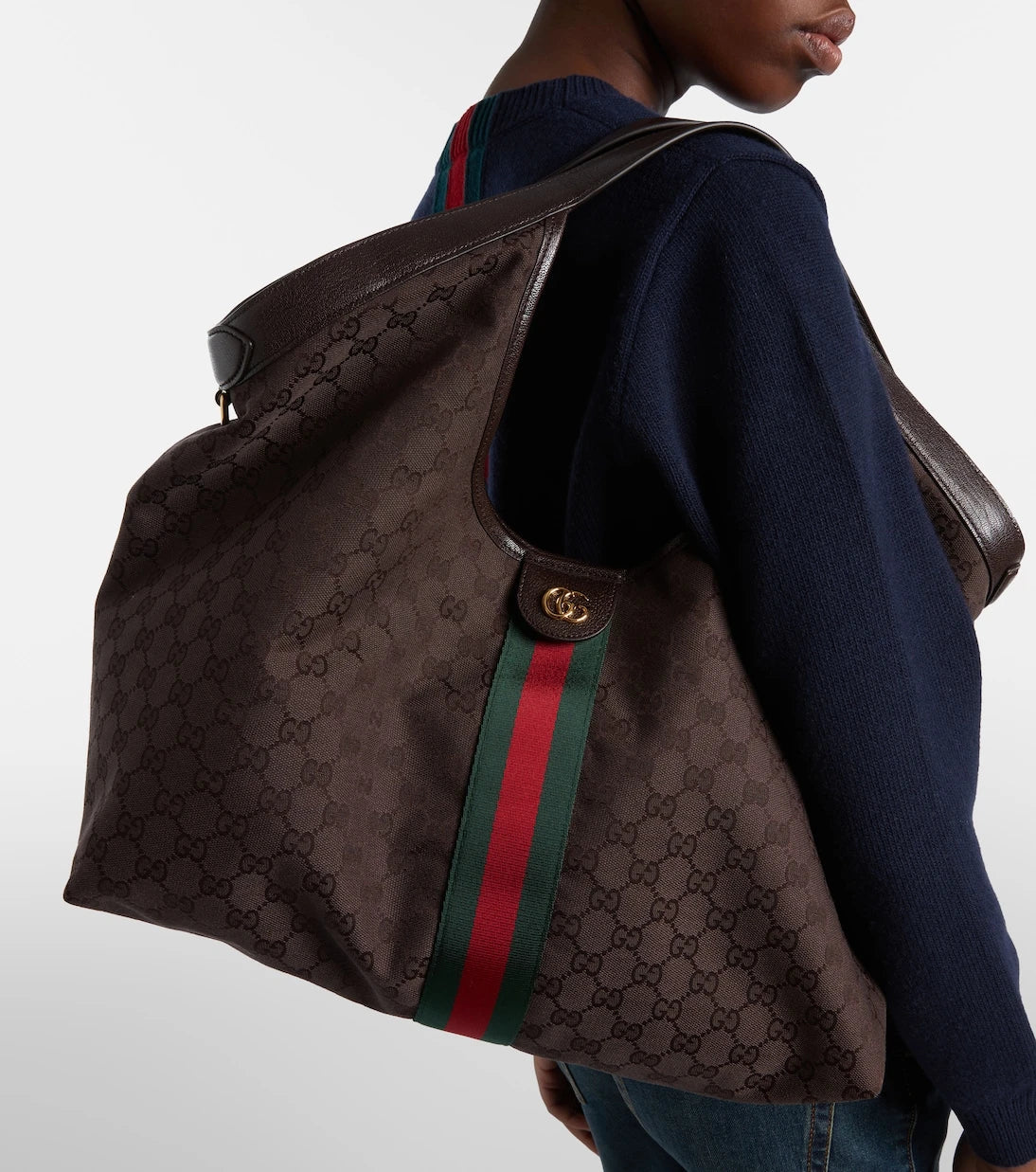 Gucci - حقيبة يد توت غوتشي جيليو الكبيرة من قماش GG