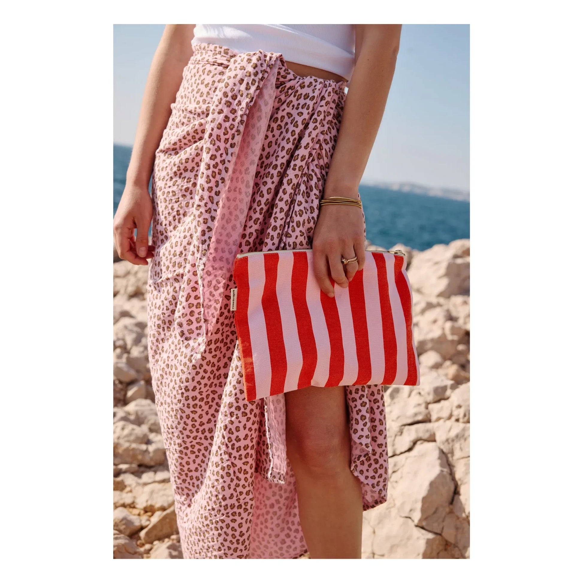 Rose in April - Lili striped clutch bag | Red