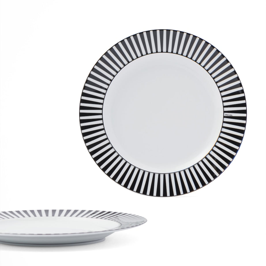 Set of 2 Stripes Dessert Plates (22cm)