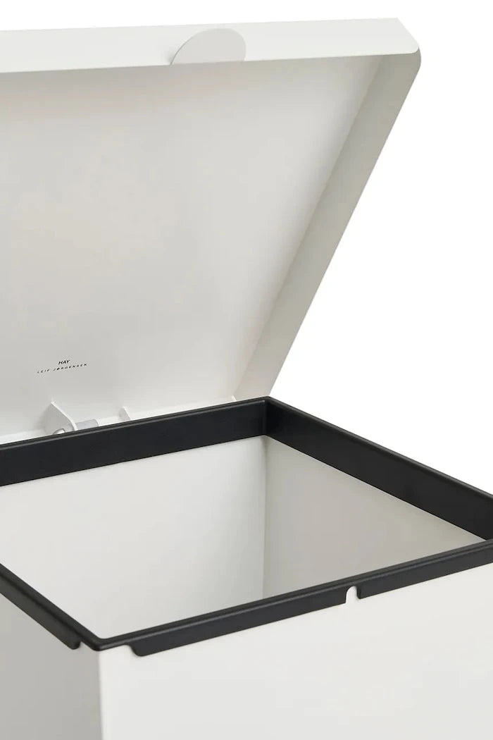 Кошче за боклук HAY Loop Bin- 26 L/26,5 x 31,5 x 57 cm