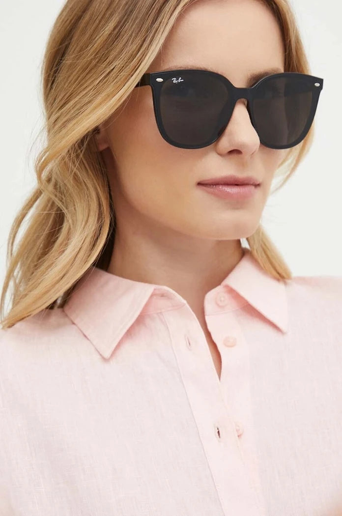 Ray-Ban güneş gözlüğü