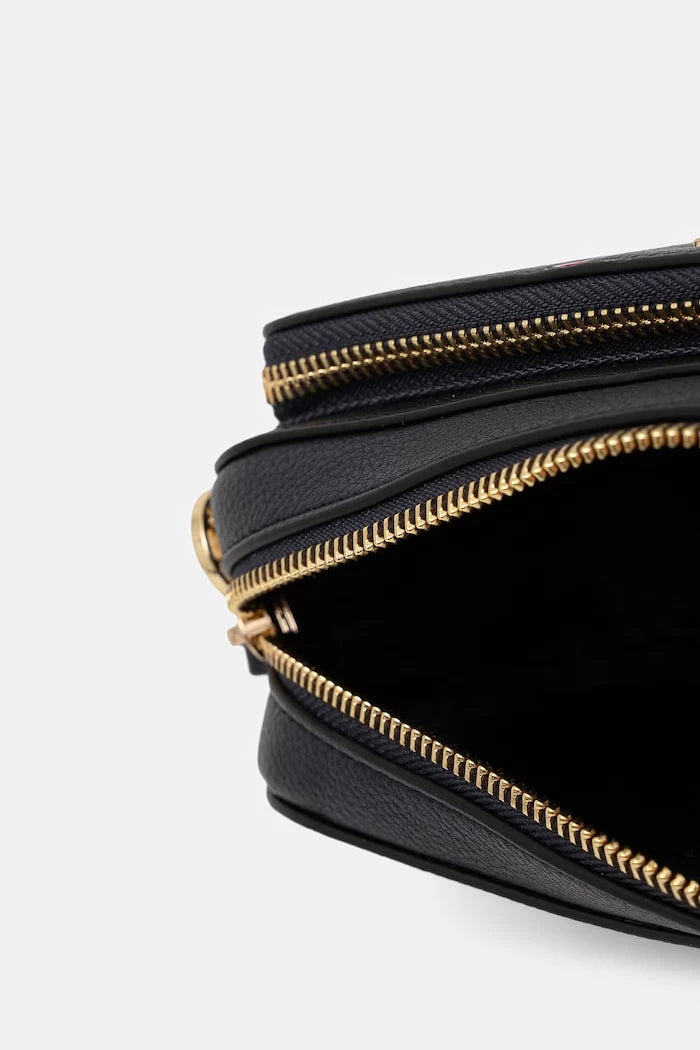 Tommy Hilfiger kadın crossbody çanta