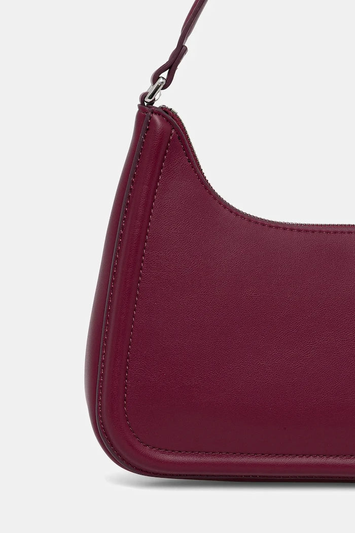 Calvin Klein baget çanta kadın suni deri