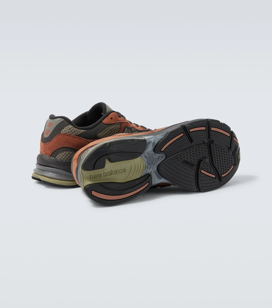 New Balance - حذاء رياضي أبزورب 2010 الجلدي