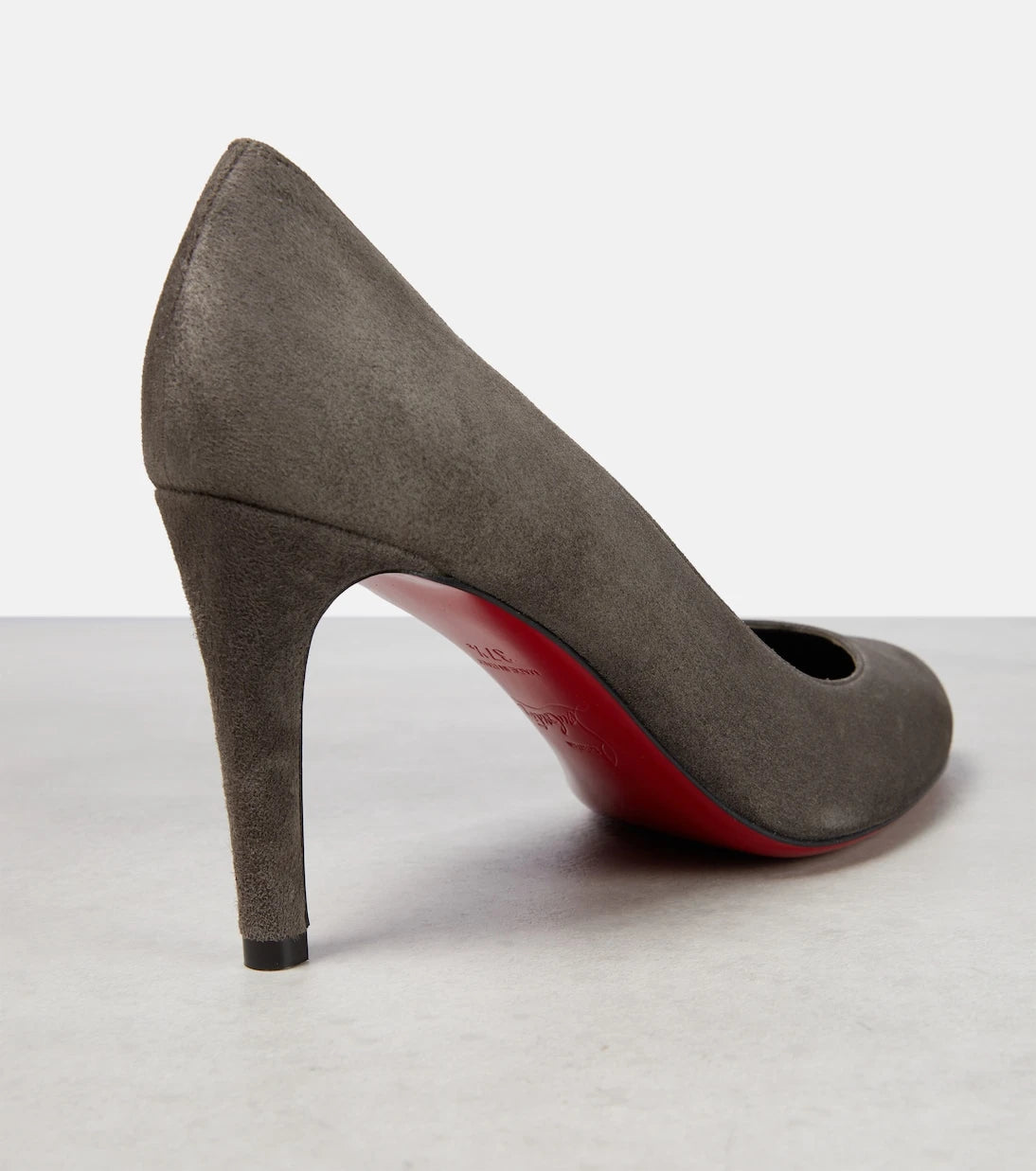 Christian Louboutin - حذاء بامبي 85 من الشمواه بكعب عالٍ