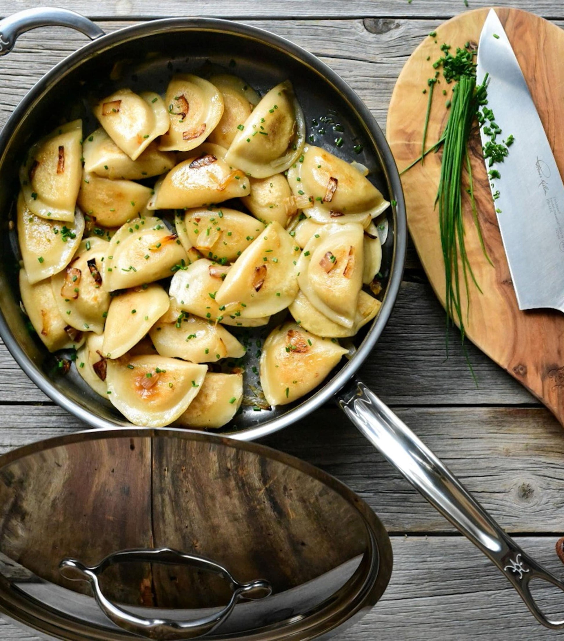 Stainless Steel NanoBond Sauté Pan with Lid (26cm)