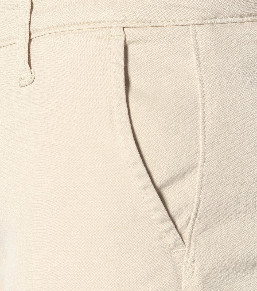 AG Jeans - بنطلون "كايدن" قصير من القطن المطاطي