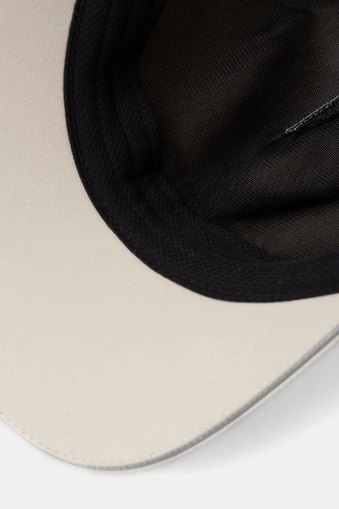Calvin Klein trucker şapka