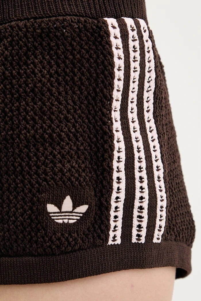 adidas Originals kadın antrenman şortu
