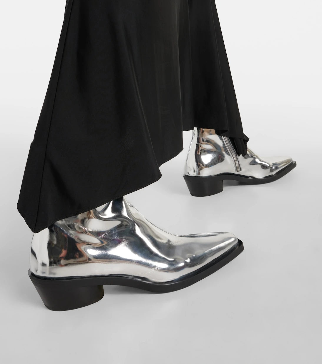Proenza Schouler - حذاء الكاحل المعدني برونكو