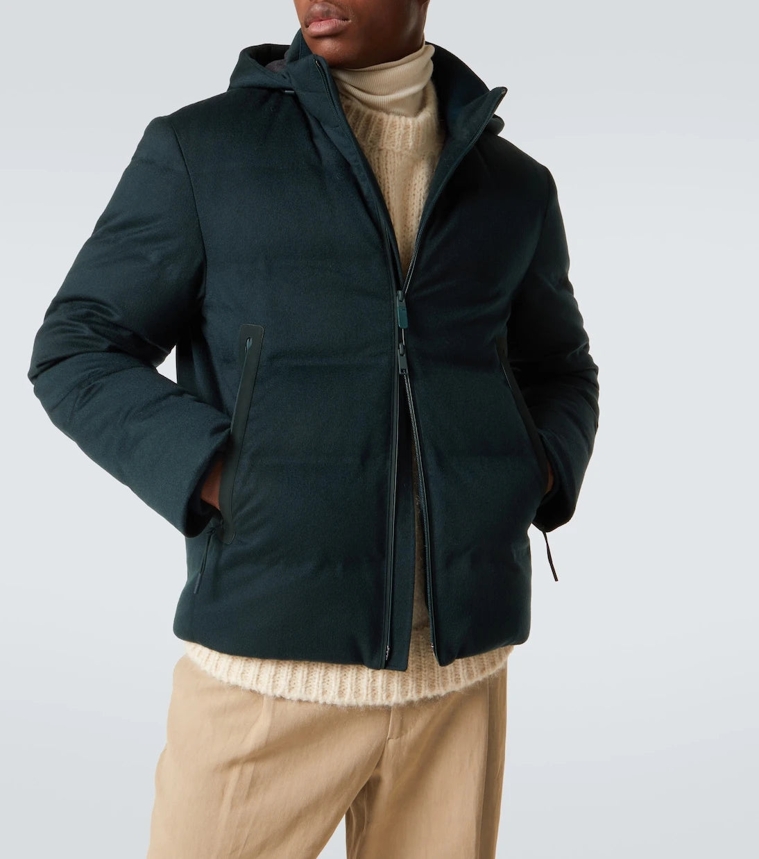 Zegna - سترة تقنية من الكشمير والريش من مجموعة Elements