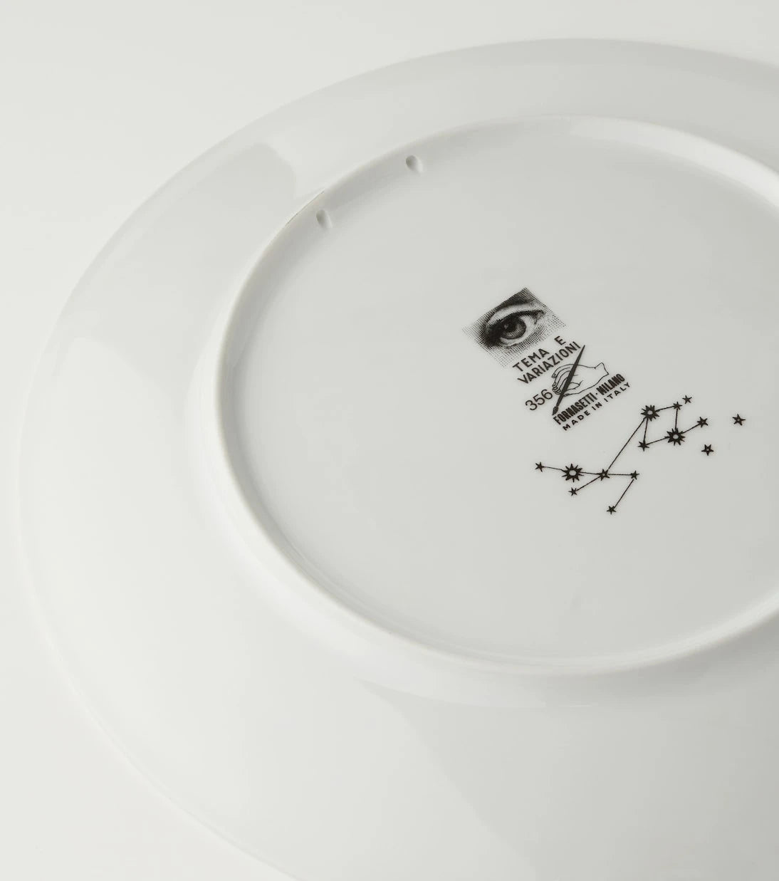 Fornasetti - صحن حائط "تيما إي فاريازيوني" رقم 356 برج القوس