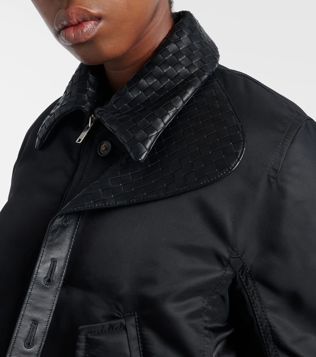 Bottega Veneta - جاكيت بلوزون بحواف جلد إنترشاتو