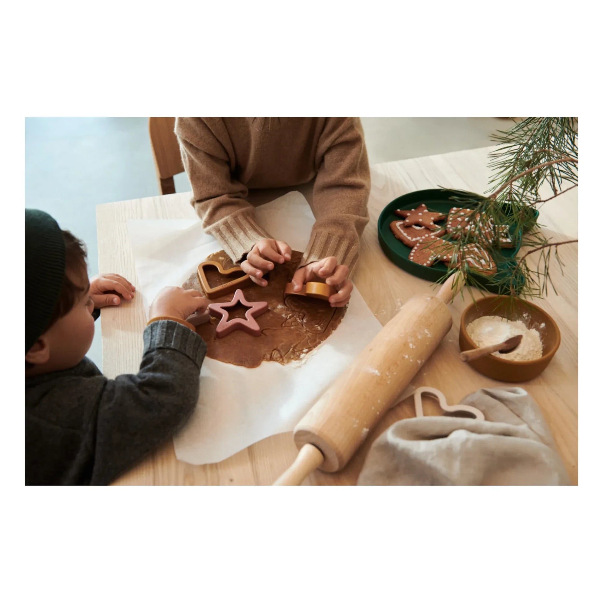 Liewood - Svend Silicone Cookie Cutters | Pink