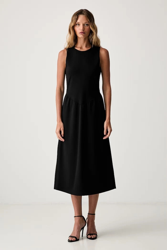 Calvin Klein kloş elbise