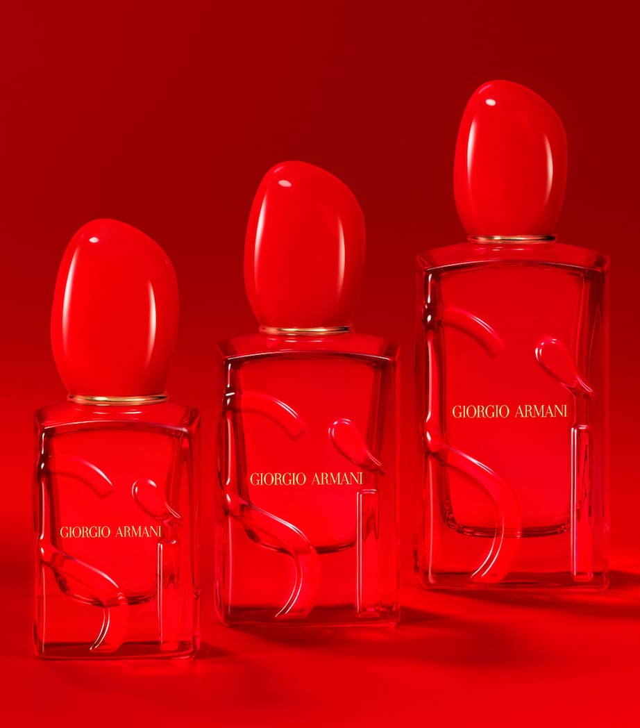 Si Passione Red Musk Eau de Parfum (30ml)
