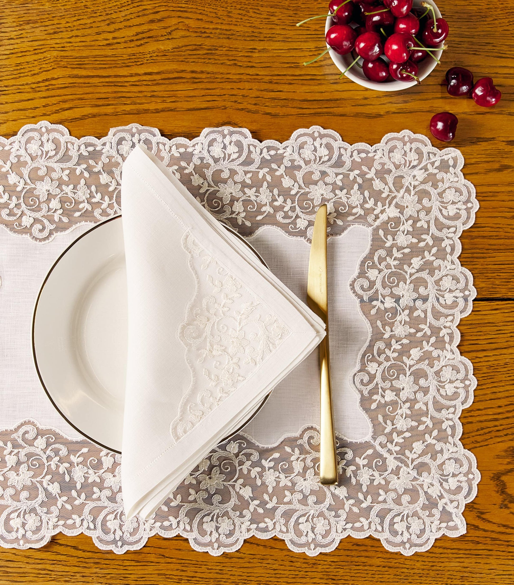 Linen Lace-Trim Elite Placemat (35cm x 50cm)