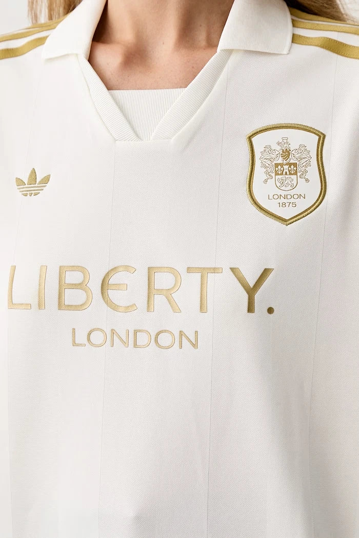 adidas Originals polo yaka kadın tişört