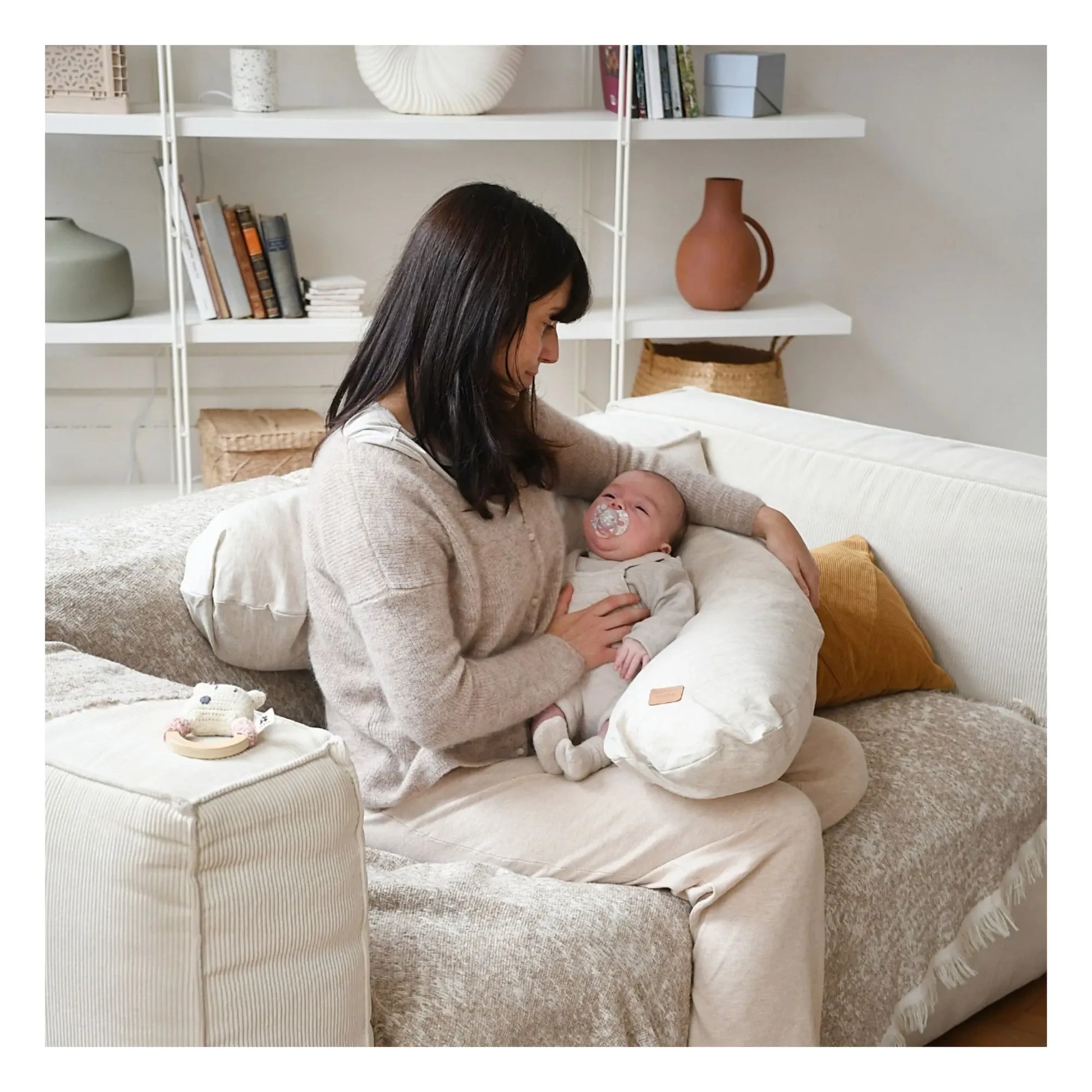 Béaba - Big Flopsy nursing cushion | Linen